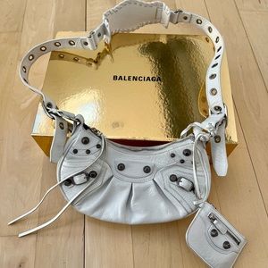 Balenciaga Le Cagole XS Shoulder bag in white Arena lamb skin